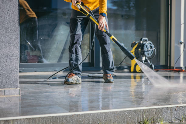 Best Factory Floor Cleaning  in Kenneth City, FL
